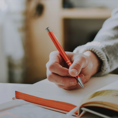 Қазақша сөйле: Клубы разговорного казахского в Алматы и Астане