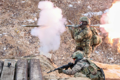 Военный эксперт назвал главную задачу ВС РФ до лета 2026